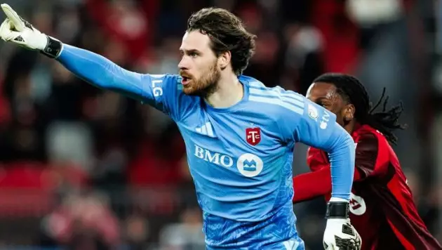 Вратарь забил гол на 96-й минуте и спас команду от поражения