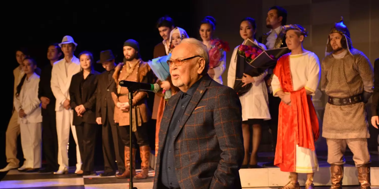 Алматыдағы театрға Асанәлі Әшімовтің есімі берілді