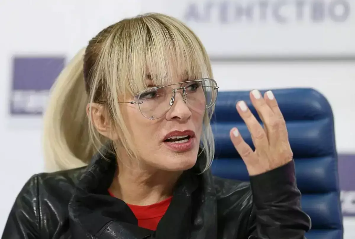 «Соблюдает повестку»: рижский депутат объяснил высказывания Лаймы Вайкуле против РФ - новости на Lada.kz 23.04.2026