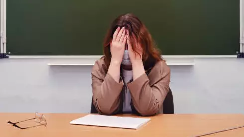 "Малсың, мал мұғалімсің!"деген оқушы ұстазын аяусыз қорлаған