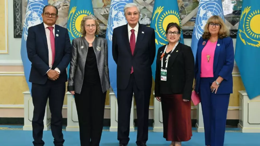 Тоқаев халықаралық конвенция жетекшілерімен кездесті