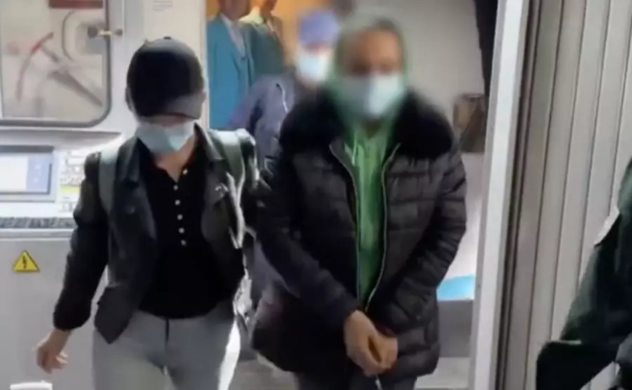 Алаяқтық бойынша күдікті Грекиядан экстрадицияланды