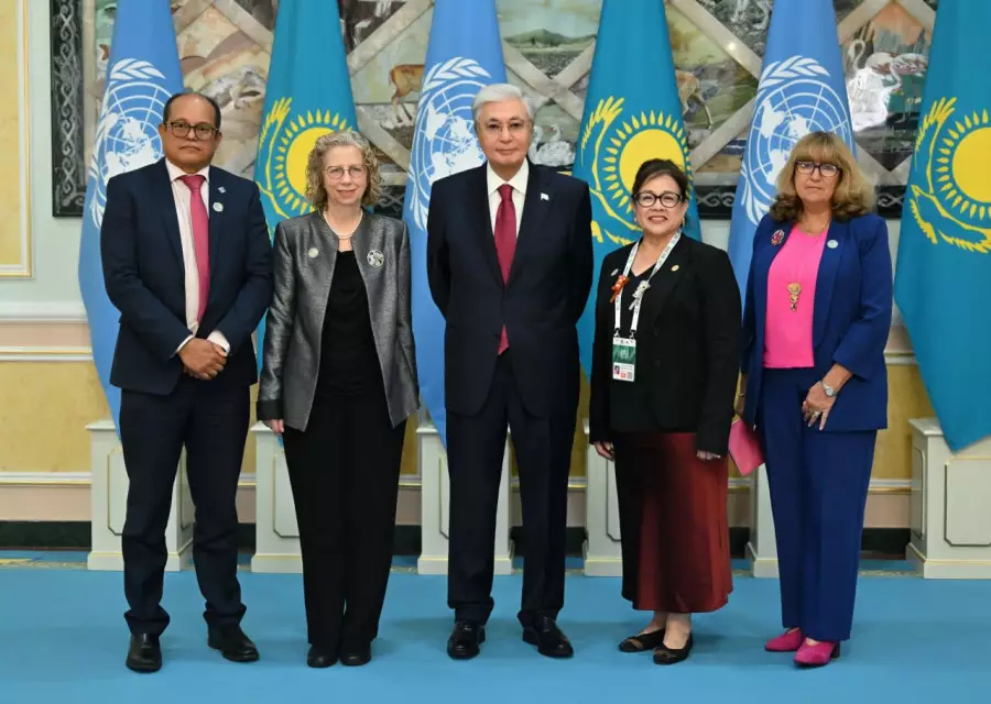 Президент халықаралық конвенция жетекшілерімен кездесті