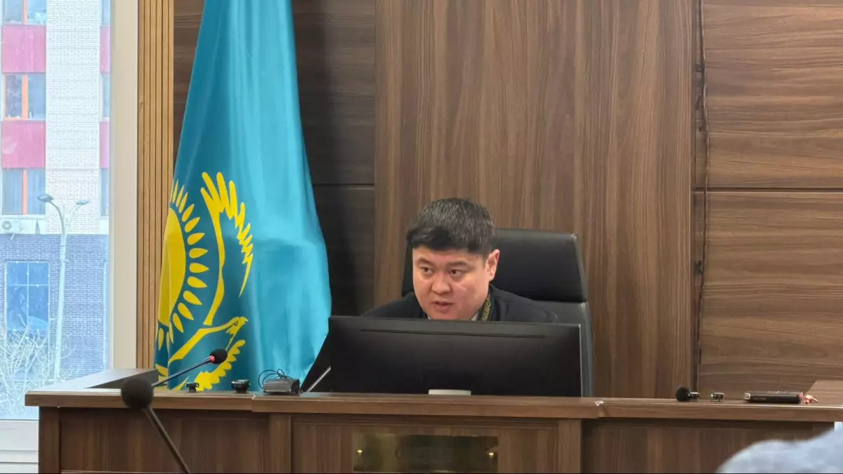 Толегенова не явилась в суд: ей стало плохо перед заседанием