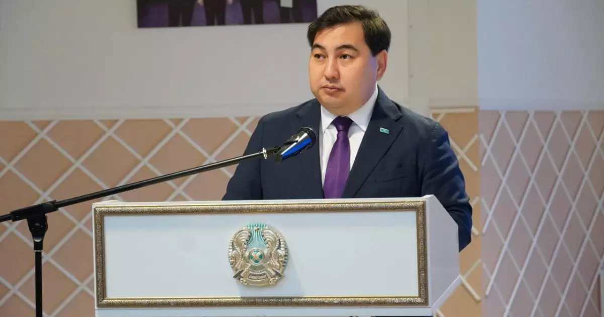   Мемлекеттік қызмет істері агенттігінің төрағасы Дархан Жазықбай Батыс Қазақстан облысына жұмыс сапарымен барды   