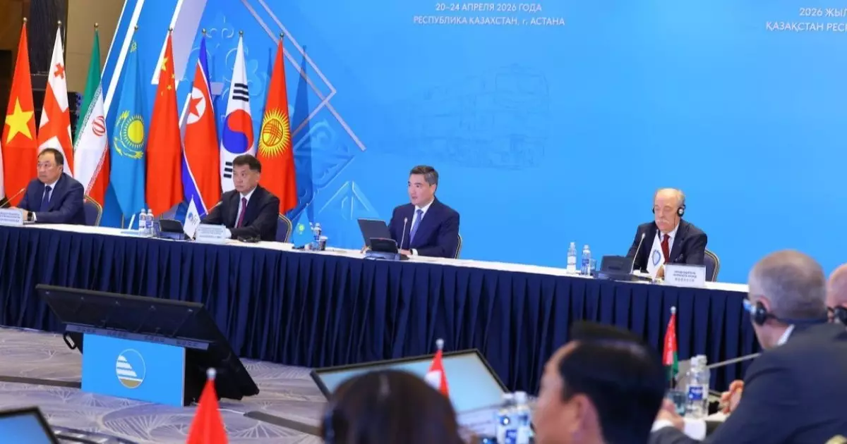  Қазақстан алдағы 4 жылда 5 мың шақырым жаңа теміржол салады – Олжас Бектенов 