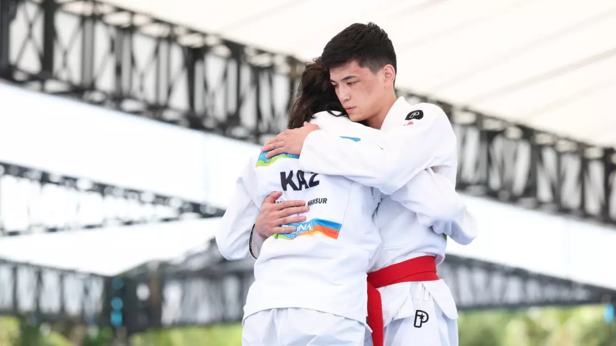 Джиу-джитсер Батыр Тенизбай стал бронзовым призером Азиатских пляжных игр