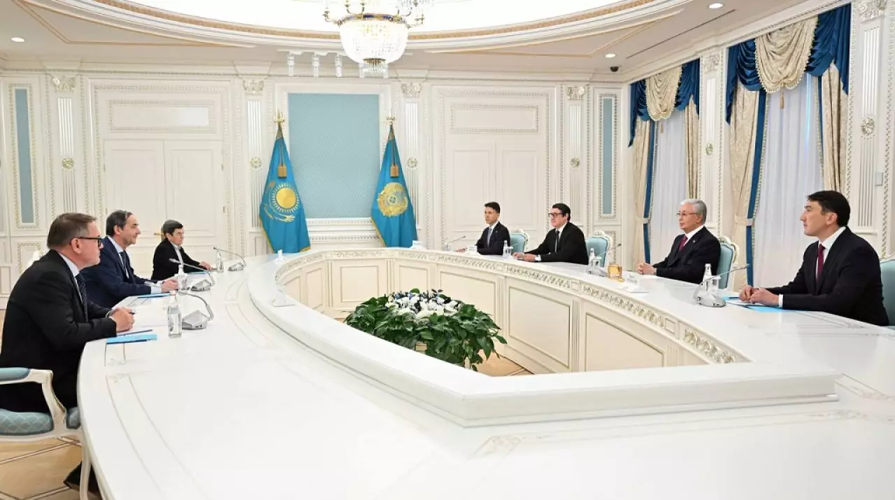 Глава государства принял председателя правления Electricité de France