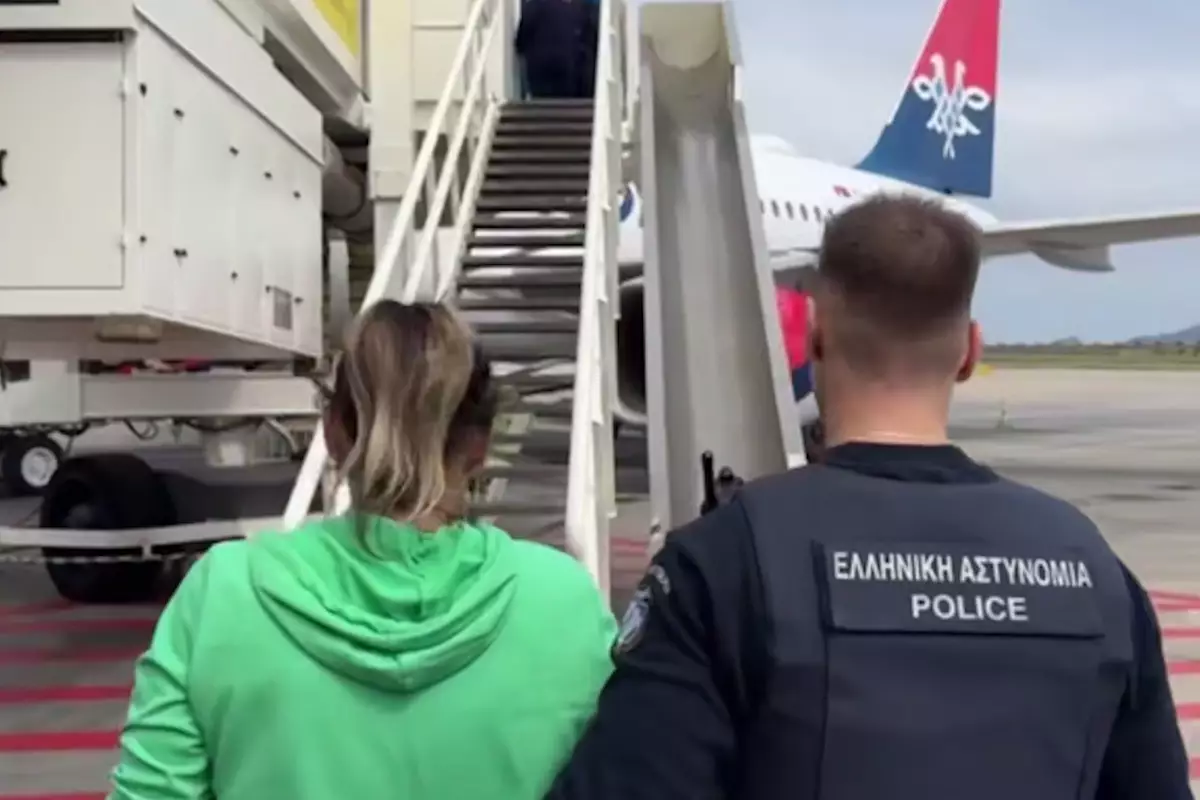 Из Греции экстрадировали казахстанку по делу о хищении 230 тысяч долларов