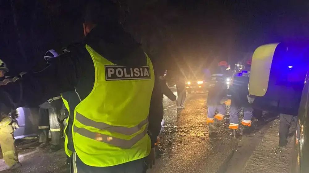 Алматы маңында үш бала мен әкесі ауыр жарақат алған жол апаты: сот жүргізушіге үкім шығарды