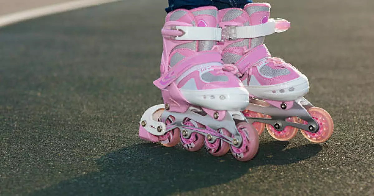  Роликтің тарихы: қауіпті тәжірибеден жаһандық трендке дейін 