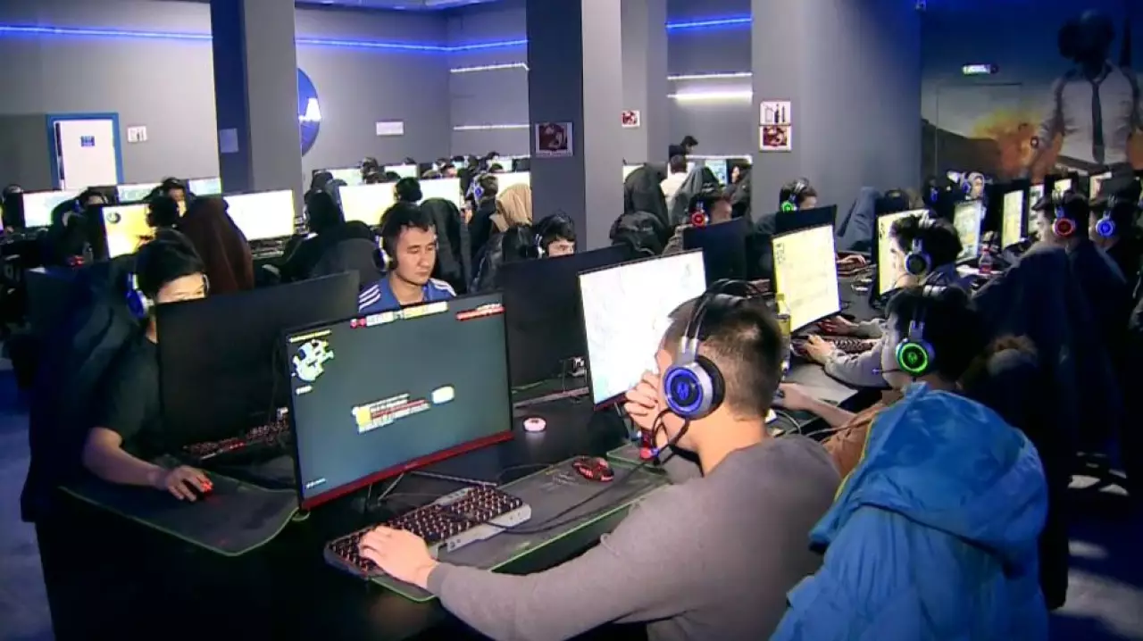 Балалардың әлеуметтік желіге тіркелуіне тыйым салынуы мүмкін