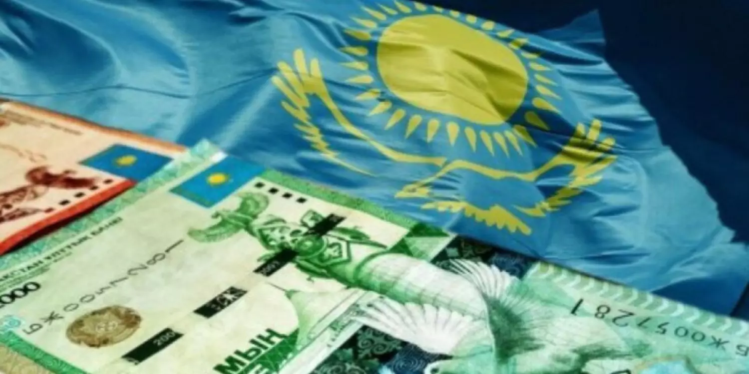 «Бюджет табысы азайып, шығын өсіп барады»: Сарапшылар дабыл қағып жатыр
