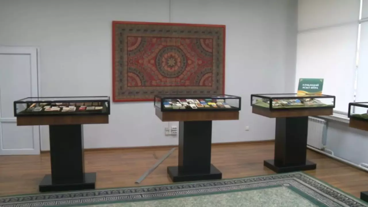 Алматыда бірегей кітап көрмесі ашылды