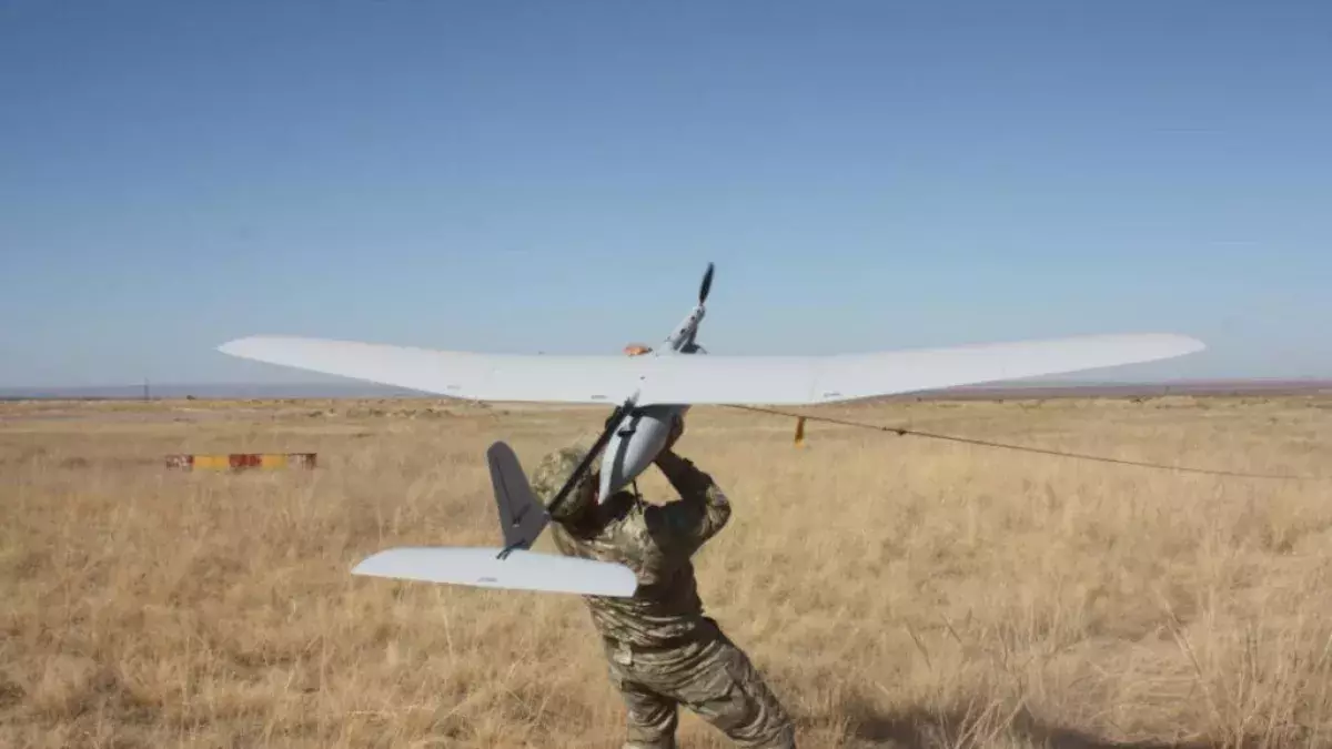 Казахстан изучает возможность производства военных беспилотников внутри страны.