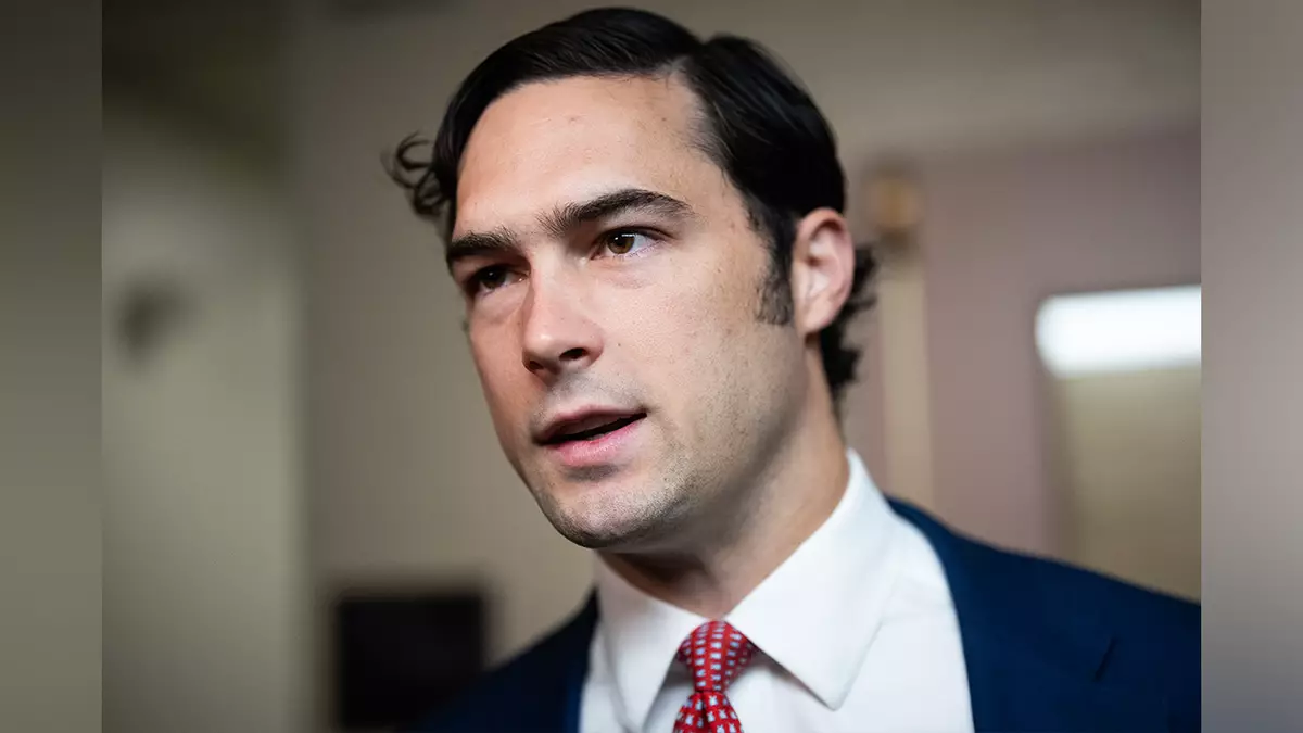 В GOP вспыхнули внутренние разногласия из-за законопроекта об иммиграции, который защитил бы миллионы от депортации.