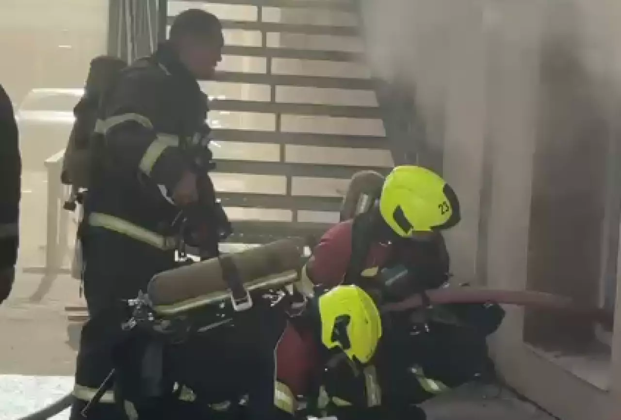 В четырёхэтажном здании в Астане загорелась сауна