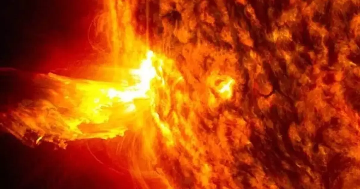  Күннен шыққан қуатты жарқылдар алдағы уақытта Жерге әсер етуі мүмкін 