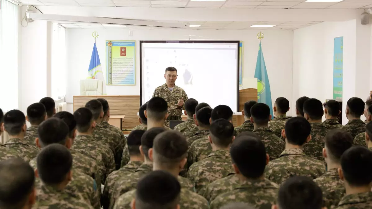 Как изменится система призыва в армию в Казахстане