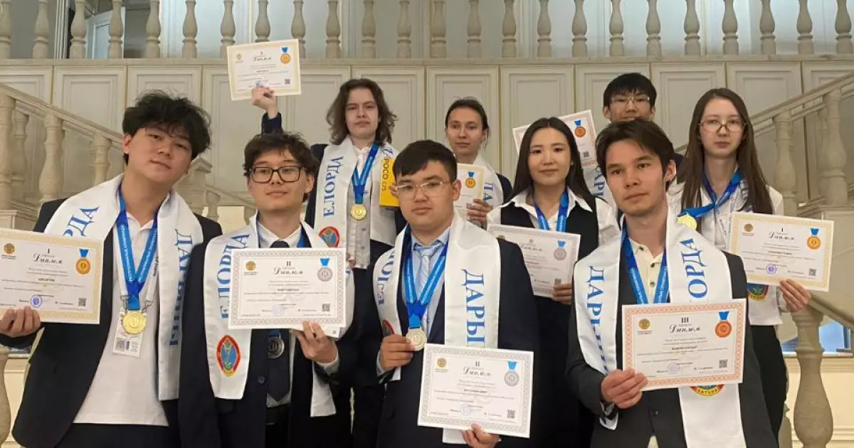   Елордалық мектеп оқушылары республикалық олимпиадада топ жарды   