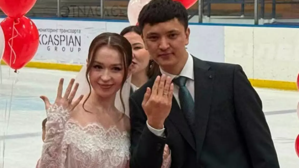 Қазақстандық шорт-трек шебері Абзал Әжіғалиев шаңырақ көтерді