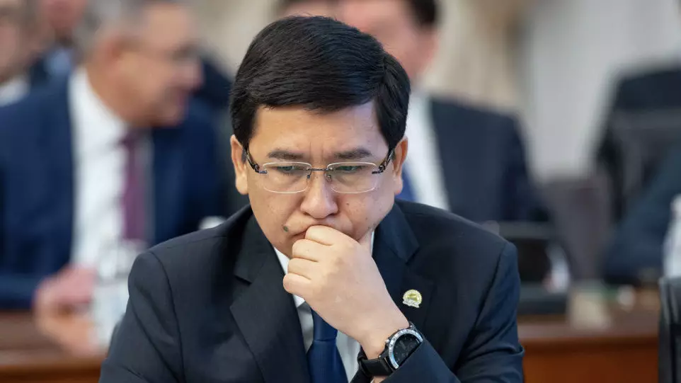 "Асхат Аймағамбетов, жұртты шулатпай, қойсаңшы енді!"деген журналист білім саласындағы тағы бір шындықты айтты