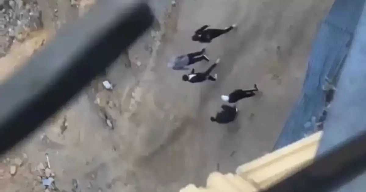  Ақтауда екі жасөспірімді бір топ жігіт соққыға жыққан 