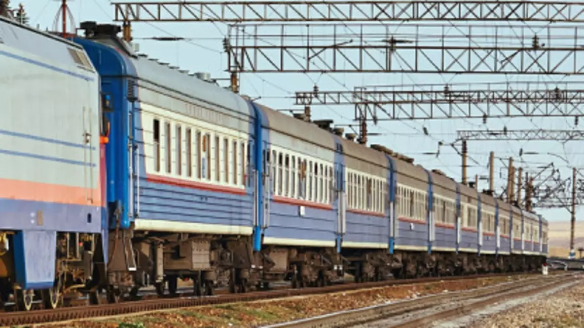 "ҚТЖ-ның қарызы шаш етектен": Сенат депутаты дабыл қақты