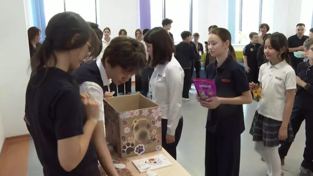 Елордалық оқушылар үй хайуанаттарына көмек қолын созды