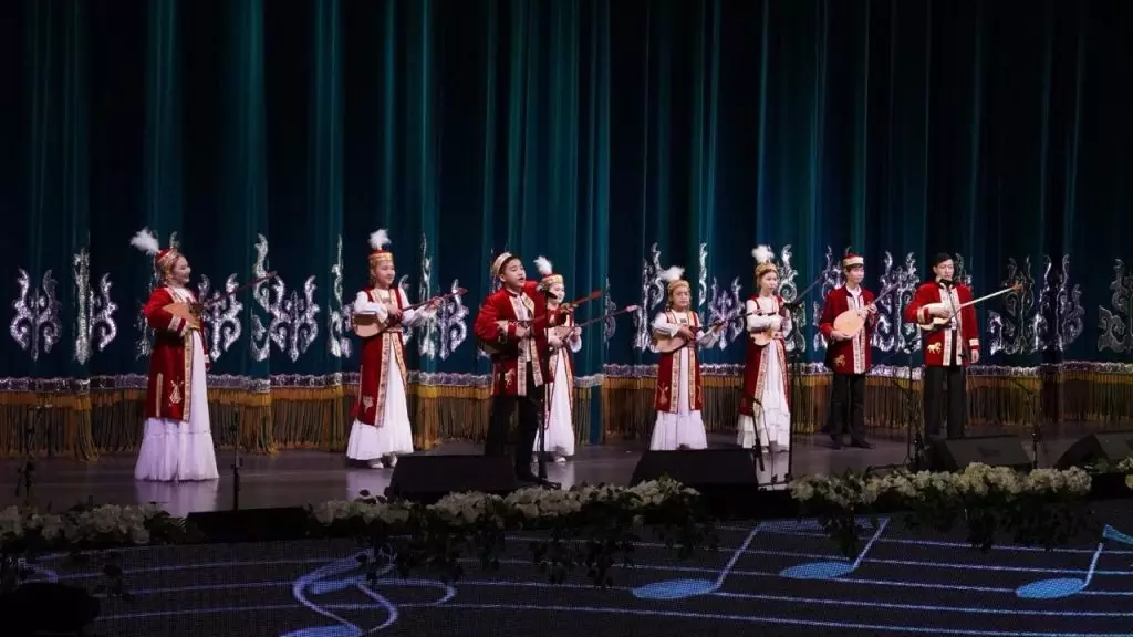«Естен кетпес — есті әуен»: Астанада Ермек Серкебаевтың 100 жылдығына арналған концерт өтті