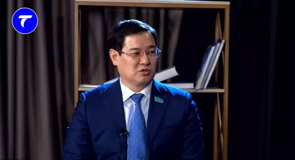 «Классическая дедовщина уходит, но «уставщина» остается»: Депутат Мажилиса о скрытых проблемах в армии