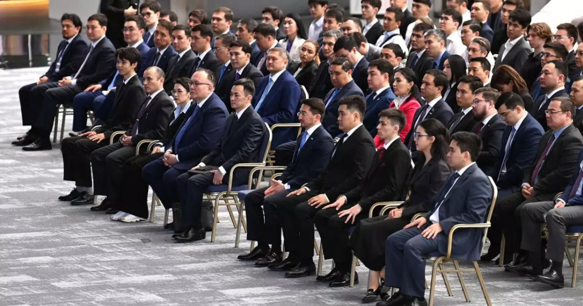  Қазақстанның цифрлық даму бағдарын айқындайтын Digital Qazaqstan стратегиясы бекітіледі – Мемлекет басшысы 