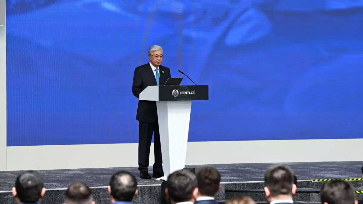 Токаев: именно молодежь определит будущее Казахстана