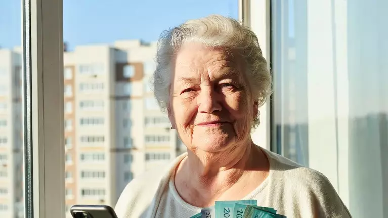 Как казахстанские пенсионеры могут легально обнулить налог