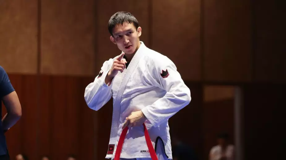 Казахстан получил первого чемпиона Азиатских пляжных игр-2026