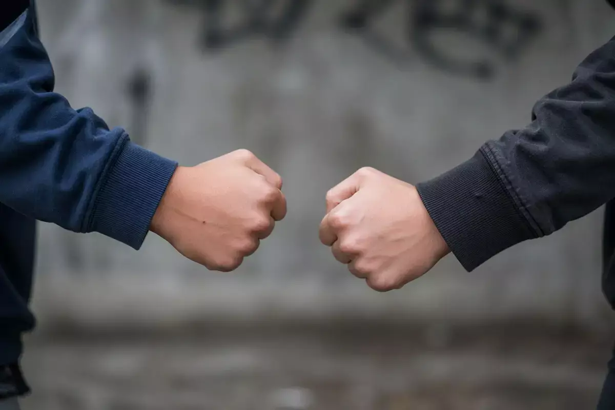 В Актау установили всех причастных к драке: родителей подростков привлекли к ответственности - новости на Lada.kz 24.04.2026