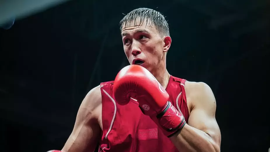 Казахстан взял еще одну медаль на Кубке мира по боксу: видео боя 