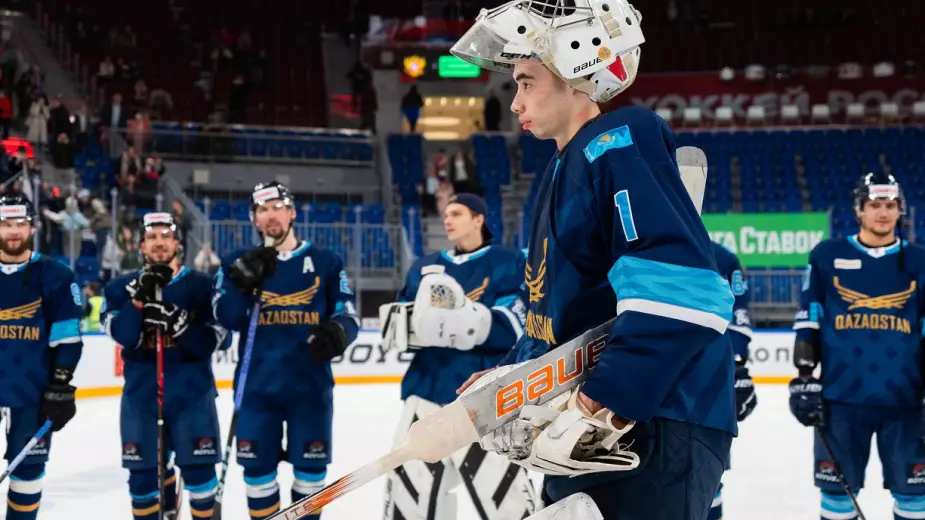 Сборная Казахстана по хоккею получила подкрепление перед ЧМ. А что по Михайлису и Орехову?