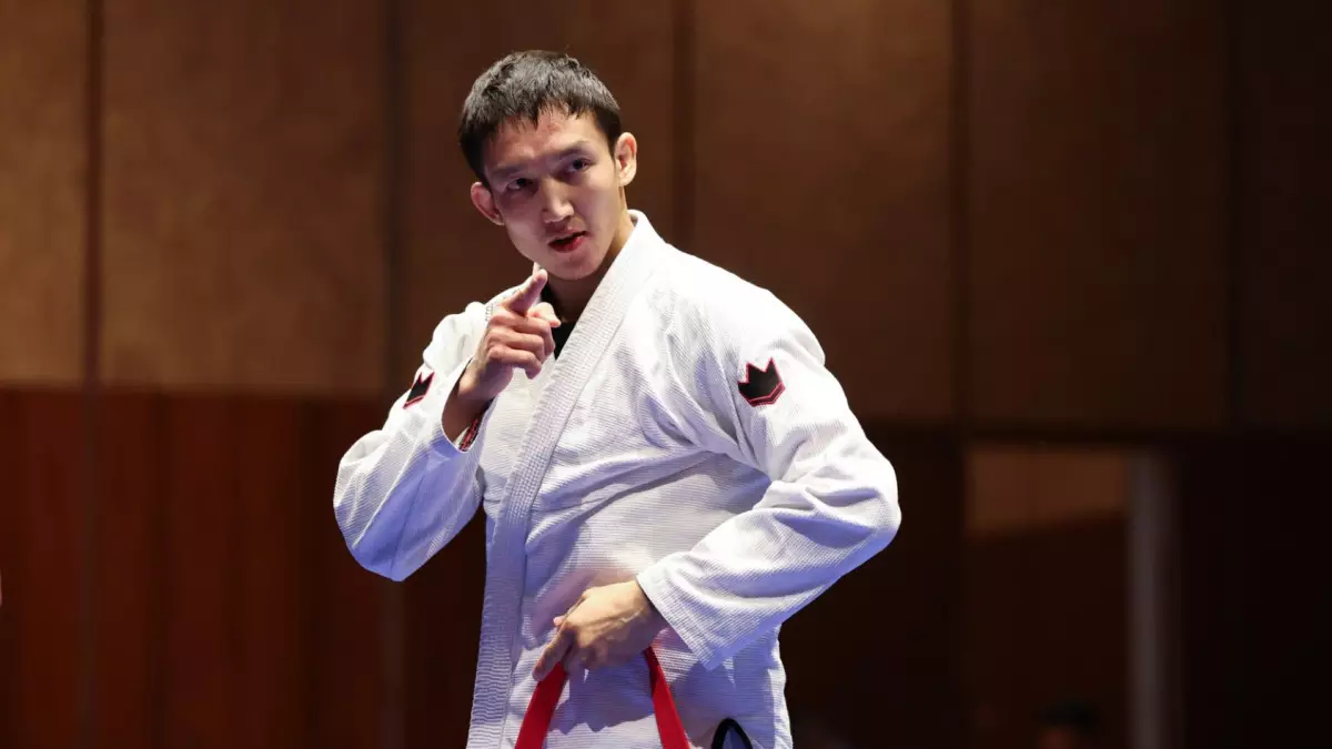 Казахстанский джитсер забрал золото у соперника в Санье