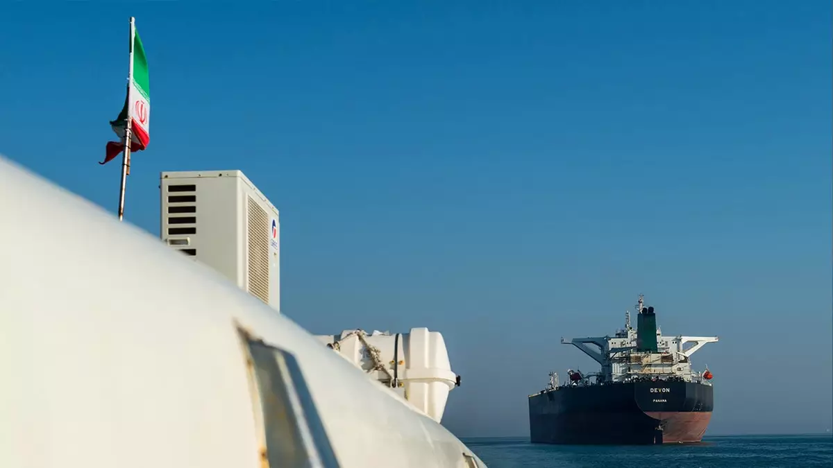 США нацелились на китайский нефтеперерабатывающий завод в рамках масштабной кампании против иранской нефти, введя санкции против танкеров «теневого флота».