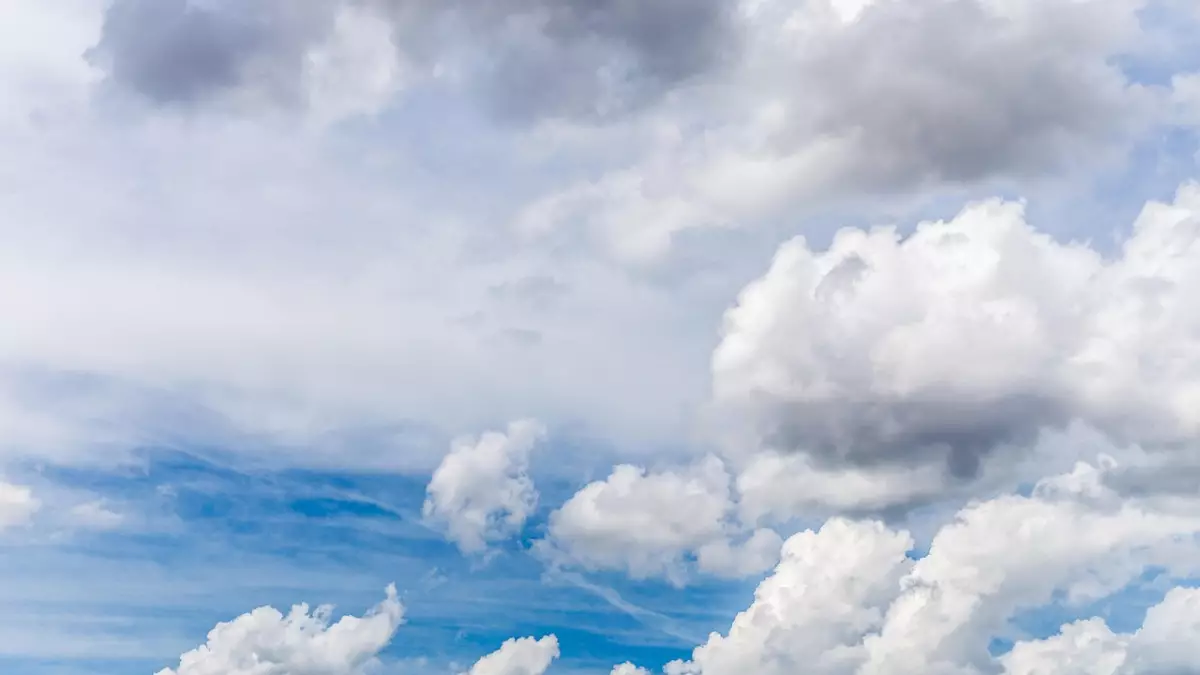 Жаңбыр жауып, үсік жүреді: бірнеше өңірде дауылды ескерту жарияланды