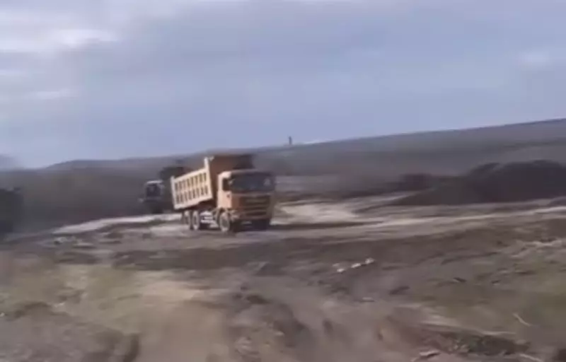 Человеческие останки в котловане: жители ВКО требуют остановить стройку больницы