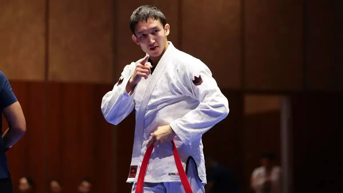 Қазақстандық джиу-джитсушы Азия жағажай ойындарында алтын медаль жеңіп алды