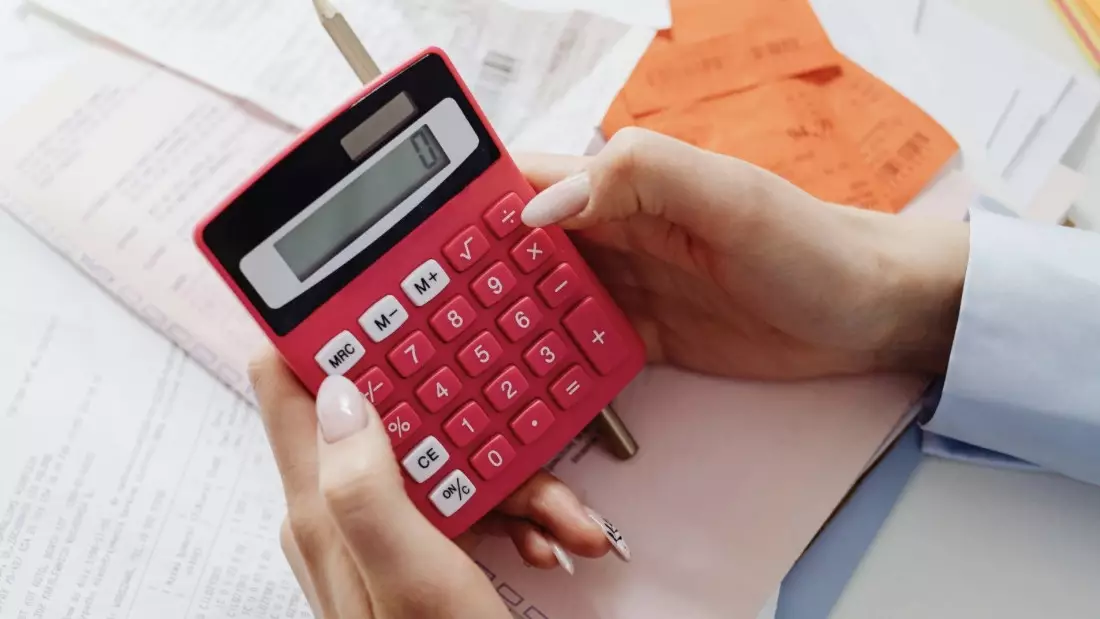 Қазақстанда шот бұғаттау жүйесі өзгереді: азаматтарға қандай пайдасы бар?