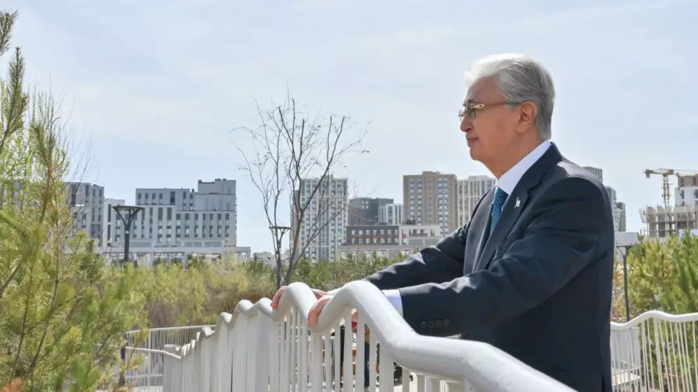 Токаев принял участие в республиканской экологической акции “Таза Қазақстан“