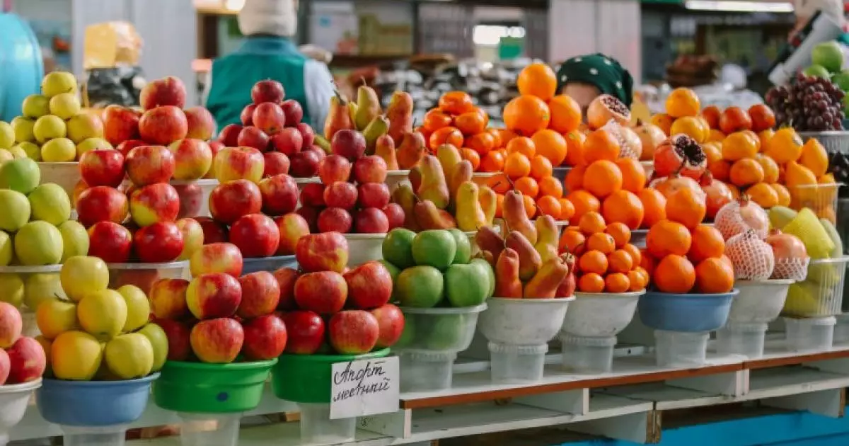  Премьер поручил разобраться с ценами: на рынке снизили стоимость овощей 
