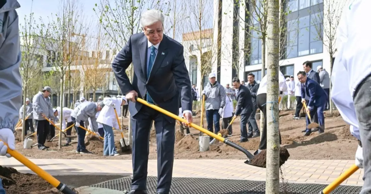  Мемлекет басшысы «Таза Қазақстан» республикалық экологиялық акциясына қатысты 