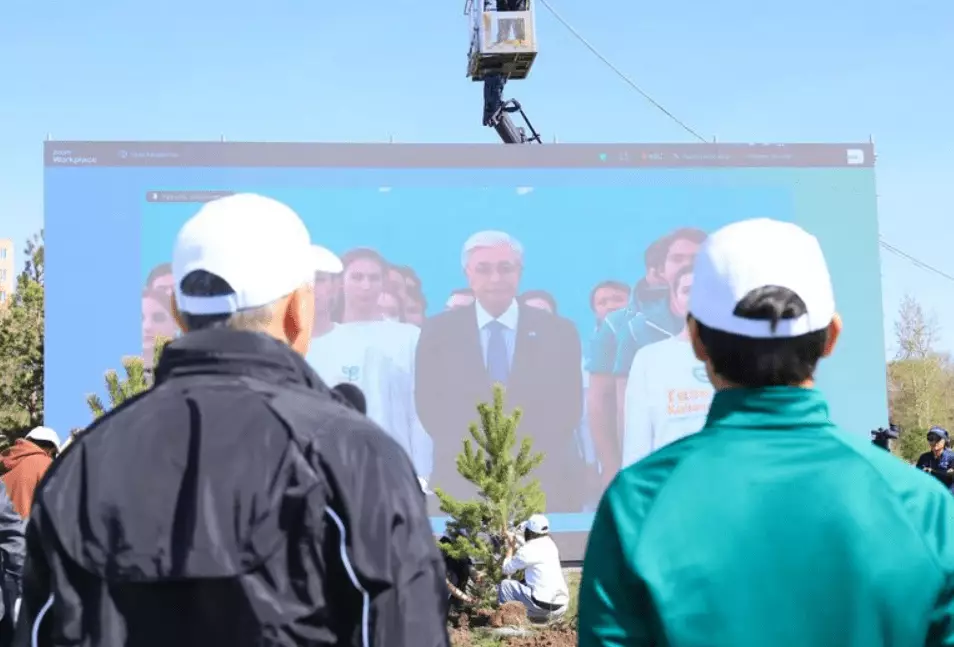 В Караганде высадили более 1,7 тысячи деревьев и кустарников в рамках «Таза Қазақстан»