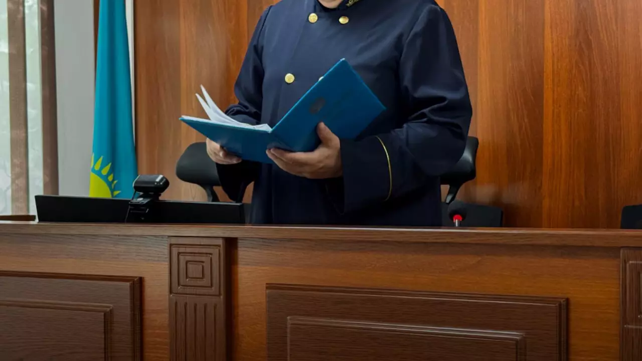 Төсек астына мәйіт жасырып, бірнеше күн үстінде ұйықтаған әйел сотталды