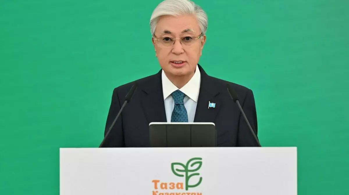 Токаев потребовал ужесточить наказание за жестокость к животным